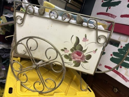 Magazine-rack-1